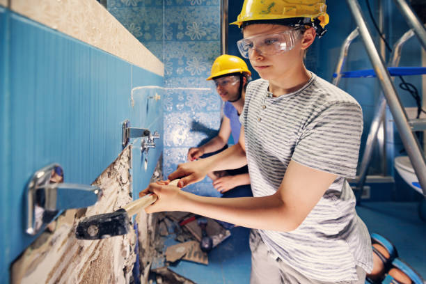 Best Asbestos and Lead Testing During Mold Inspection  in Madisonville, TN